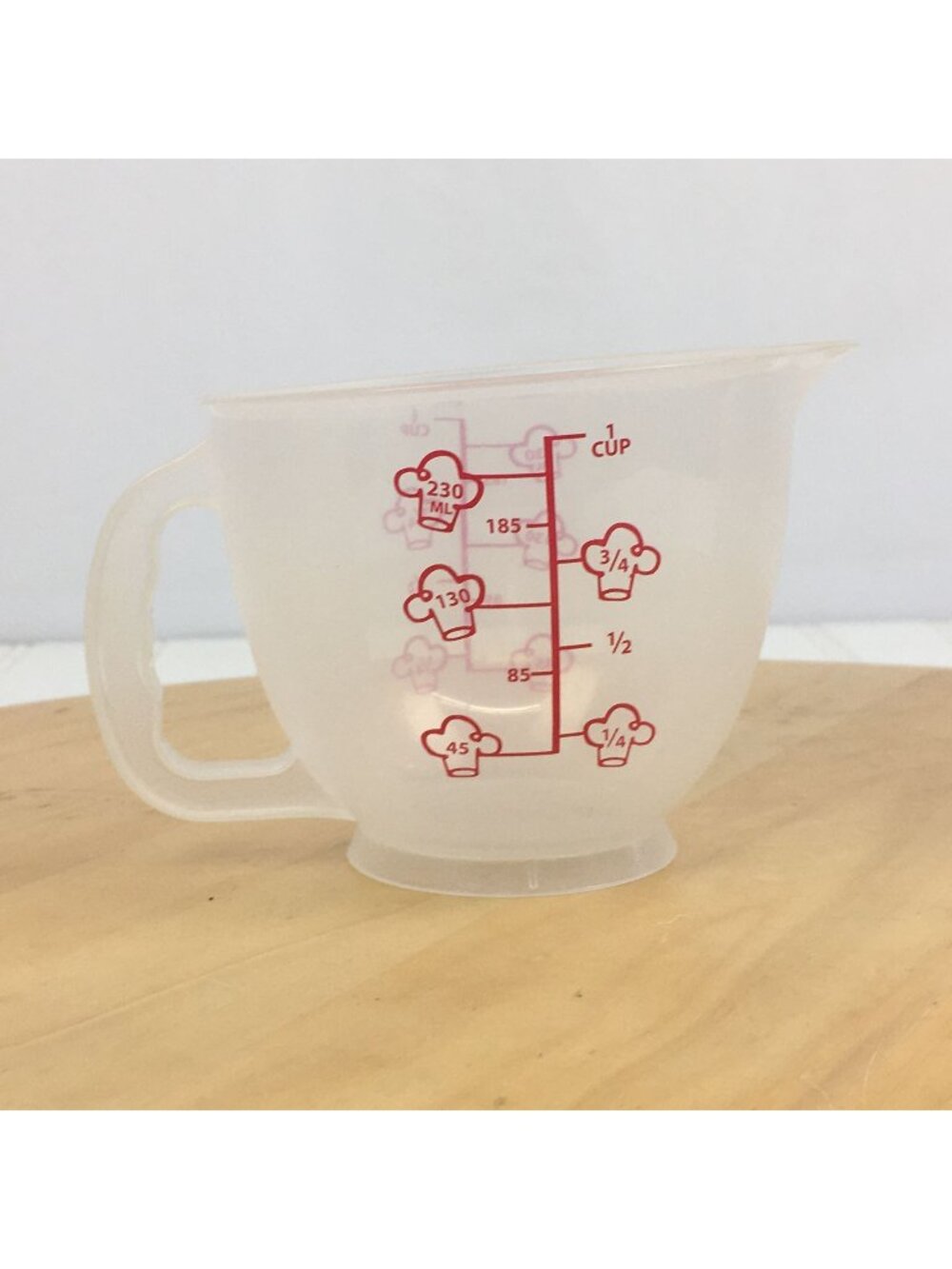 Vintage Tupperware Kids 1C  Measuring Cup With Chef Hat Design 1402-19